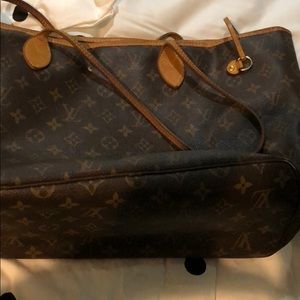 LV purse